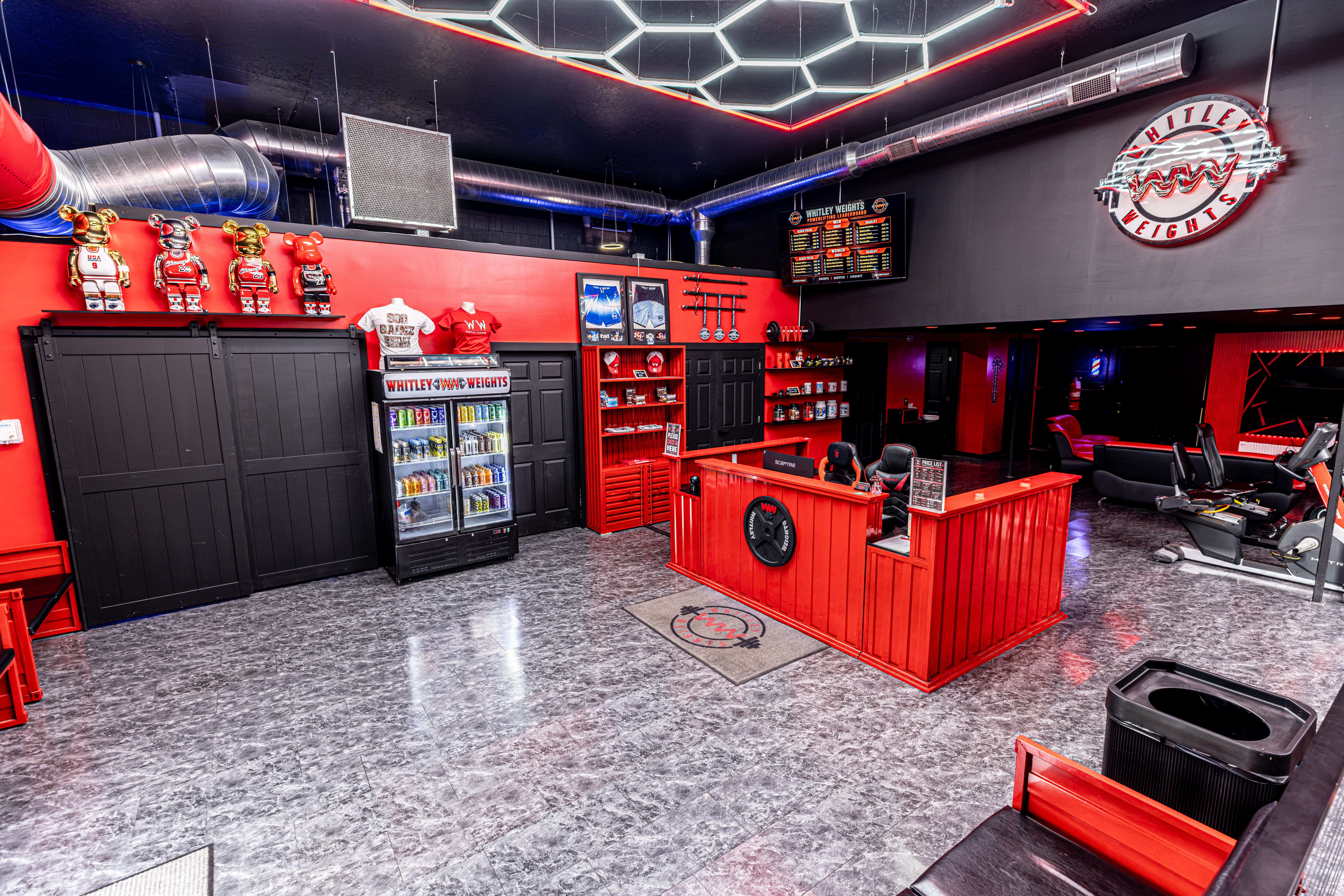 Front lobby overview.